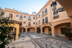 APARTAMENTO CENTRO N V 1+free parking, Granada